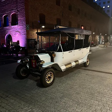 Szafarnia Waterlane By Jacek Budek * Gdańsk