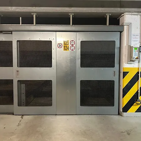 Szafarnia Waterlane By Jacek Budek アパート *