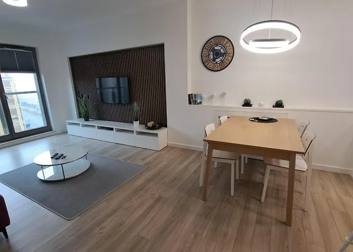 Szafarnia Waterlane By Jacek Budek *